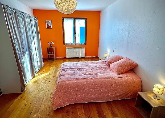 Maison De - Proche Chu Реймс